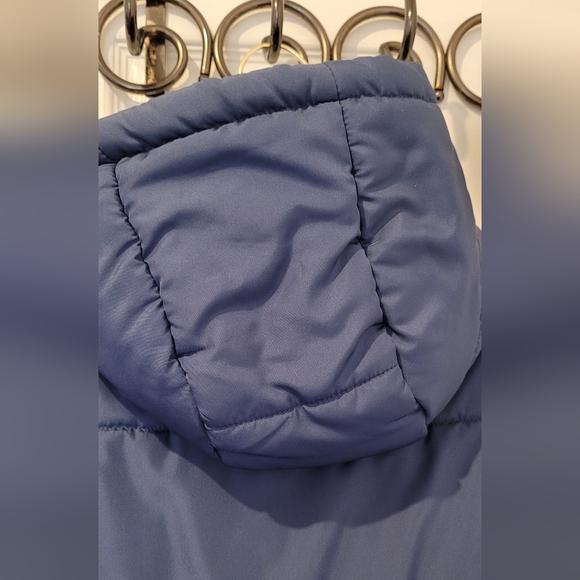 Zella blue hooded puffer vest size small - Picture 6 of 7